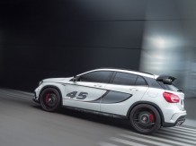 Mercedes GLA 45 AMG Concept