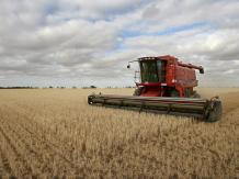 Rolnicy posiadający mniej niż 6 ha nie będą w ogóle płacic do NFZ
